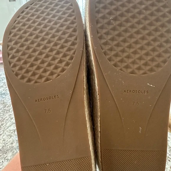 AEROSOLES Black Sandals with Chunky Platform - Picture 4 of 5